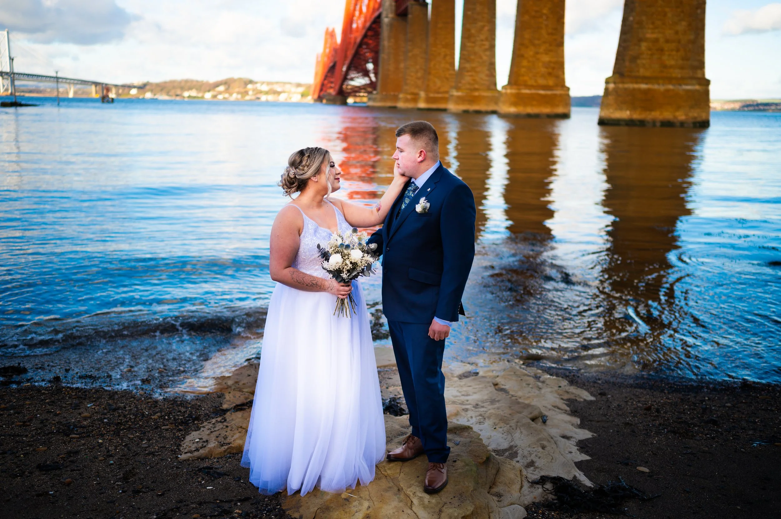 wedding photography groom bride photoshoot