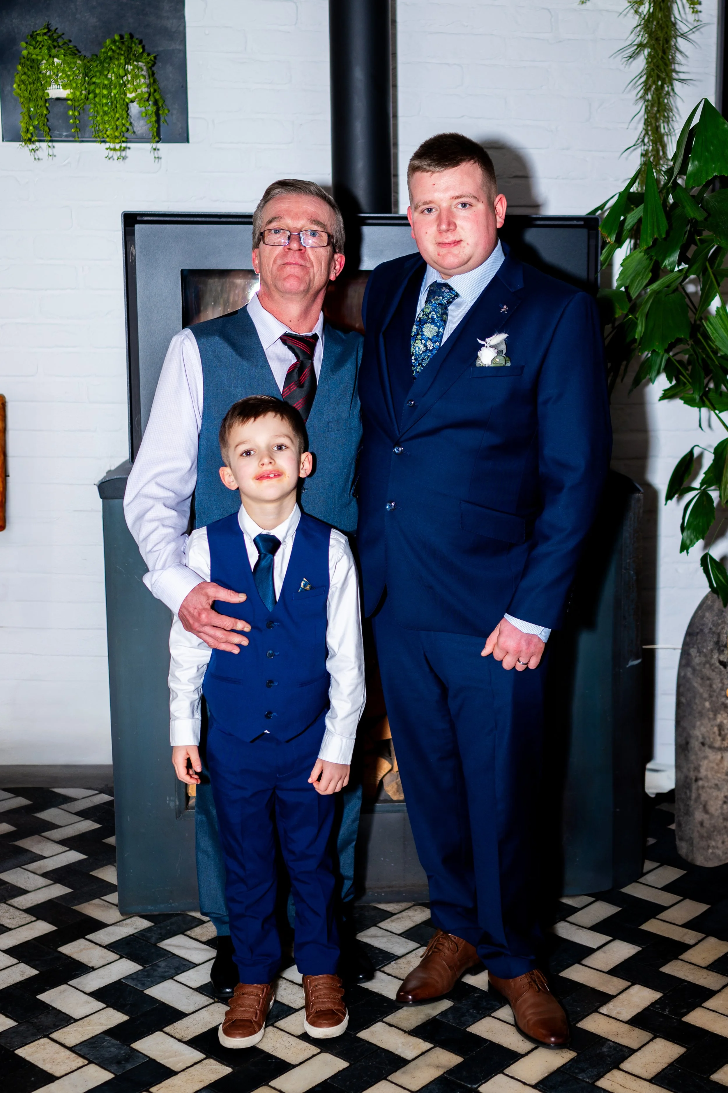 groom bride new couple family photoshoot wedding reception