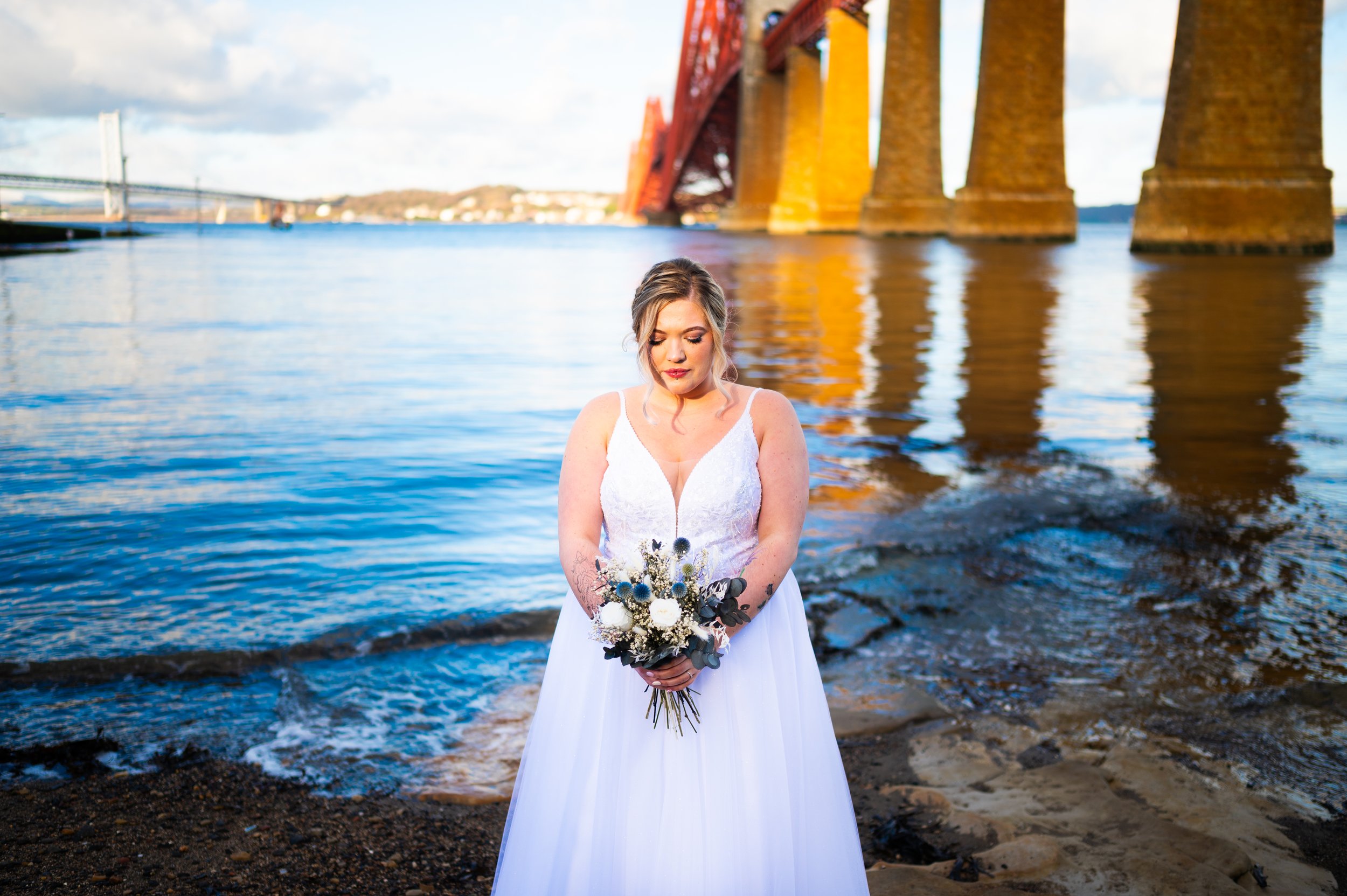 wedding photography bride with flowers photoshoot