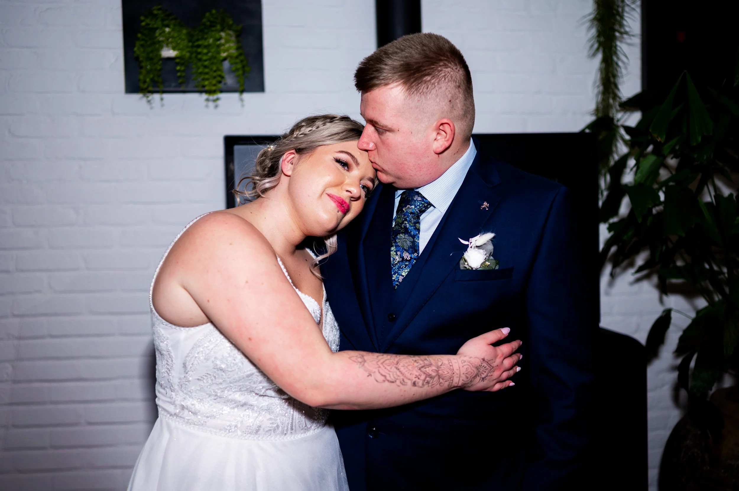 groom bride new couple family photoshoot wedding reception