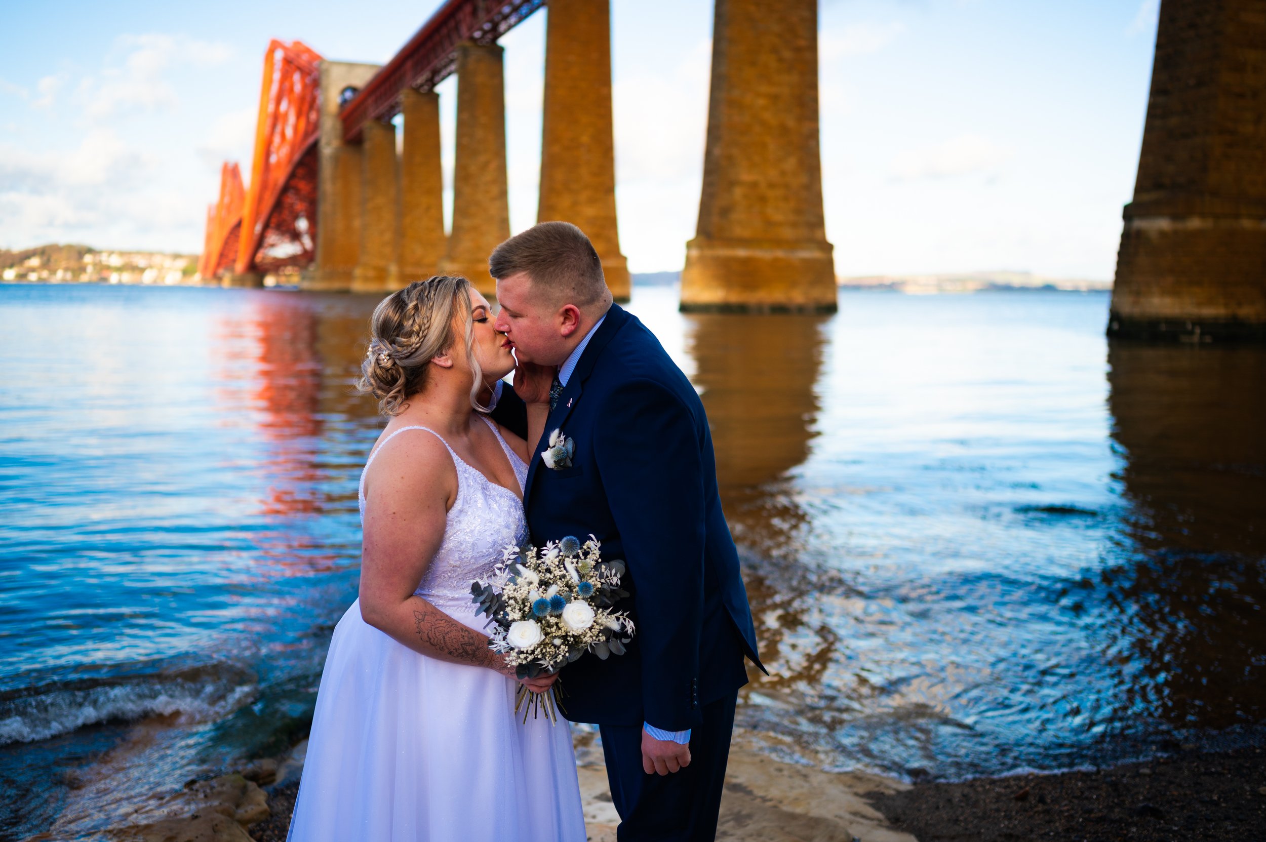 wedding photography groom bride photoshoot