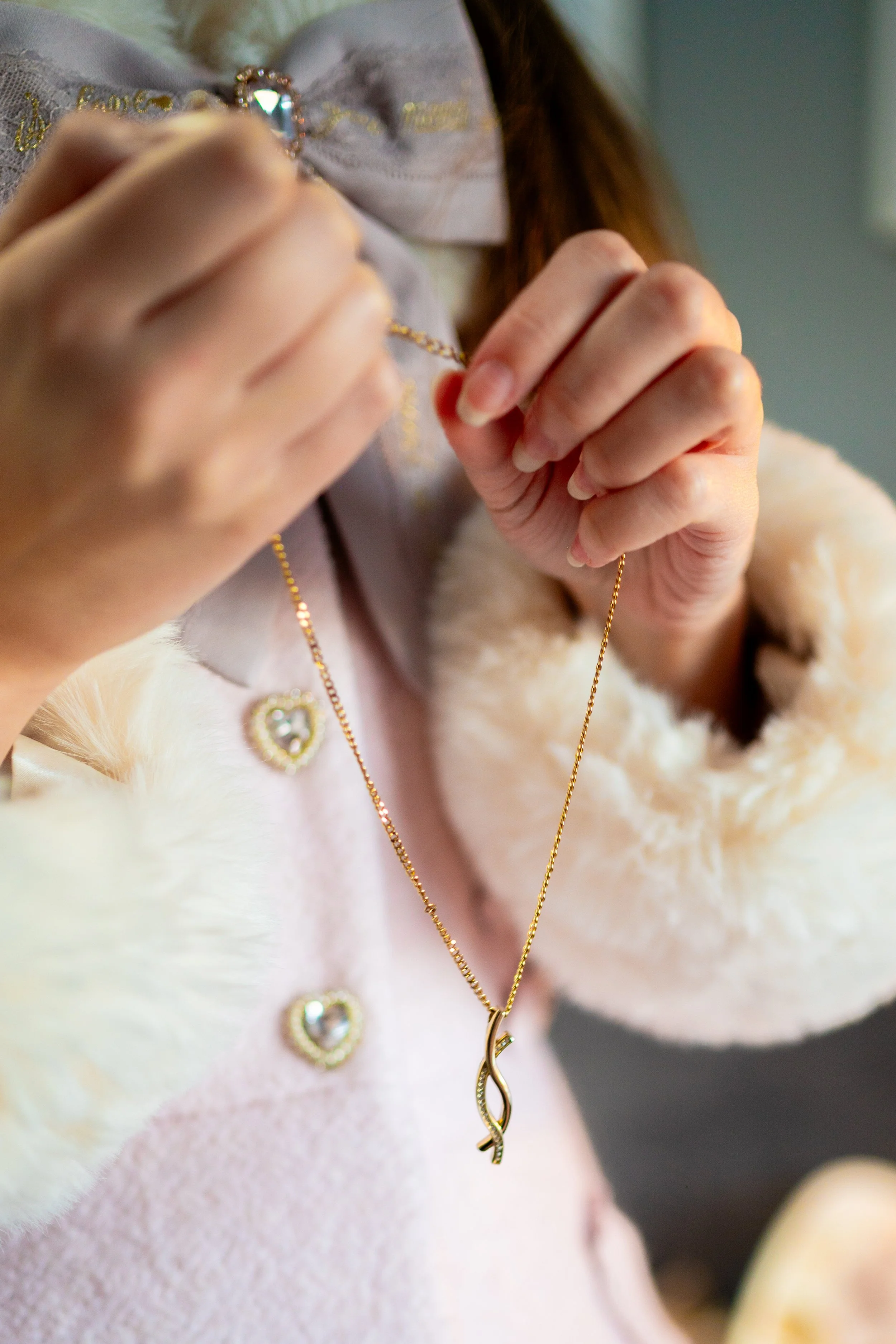 wedding bride prep preparations necklace