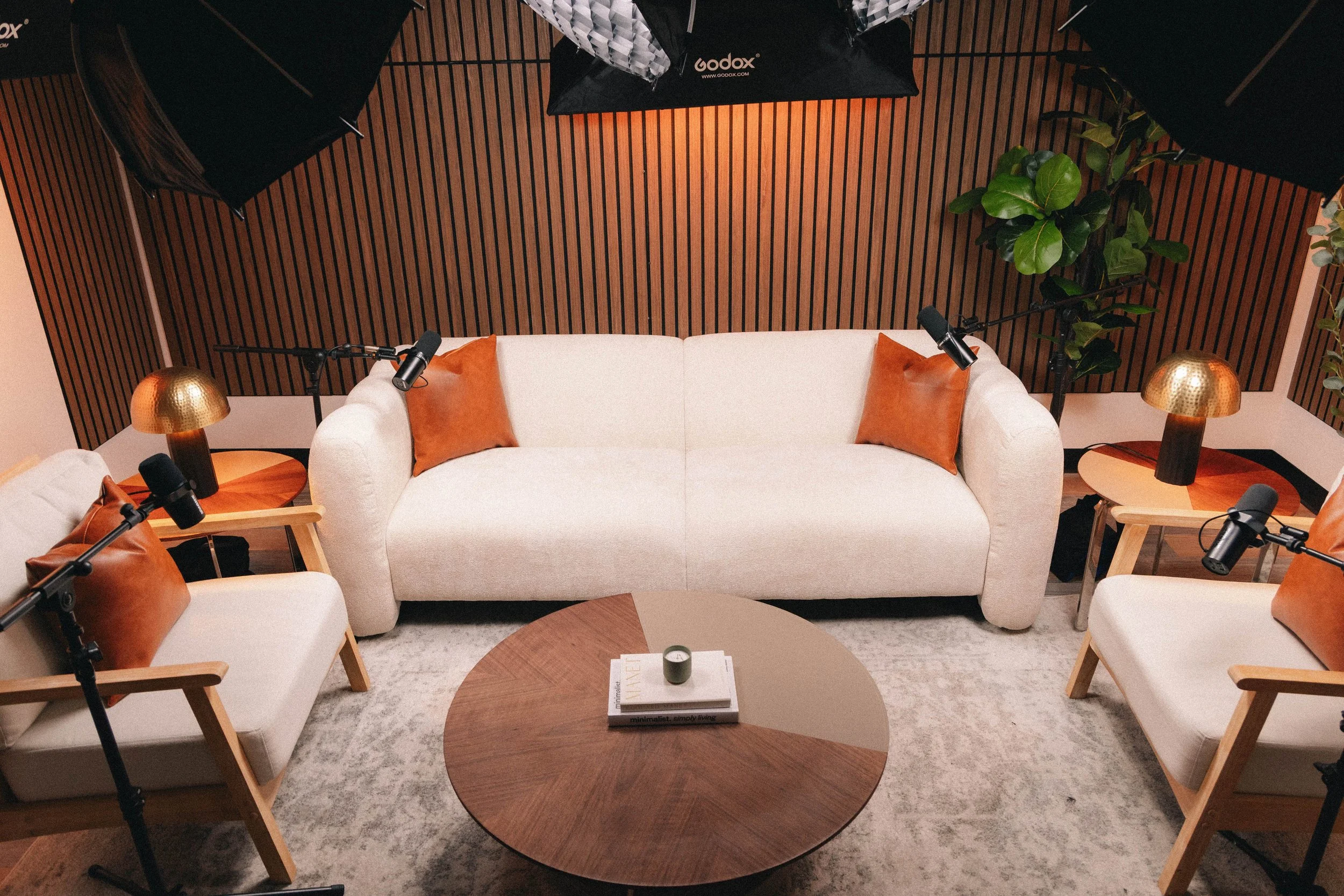 The Lounge Room - LA