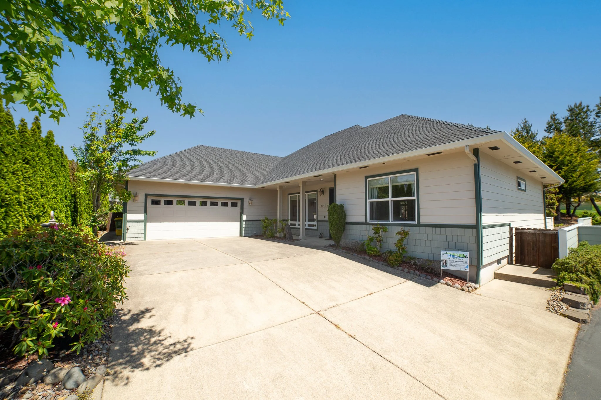 2148 Willow Loop, Florence Oregon - Real Estate Property Video