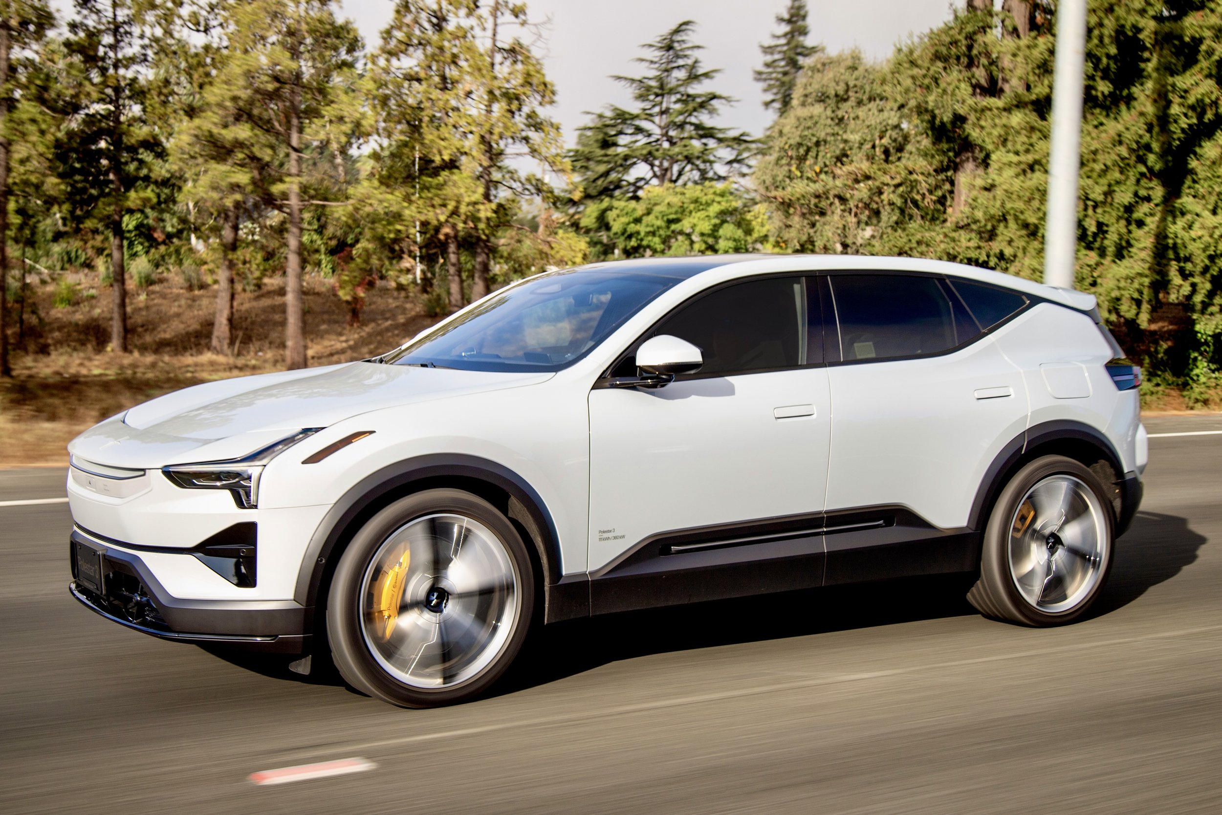polestar 3 - driving.jpg