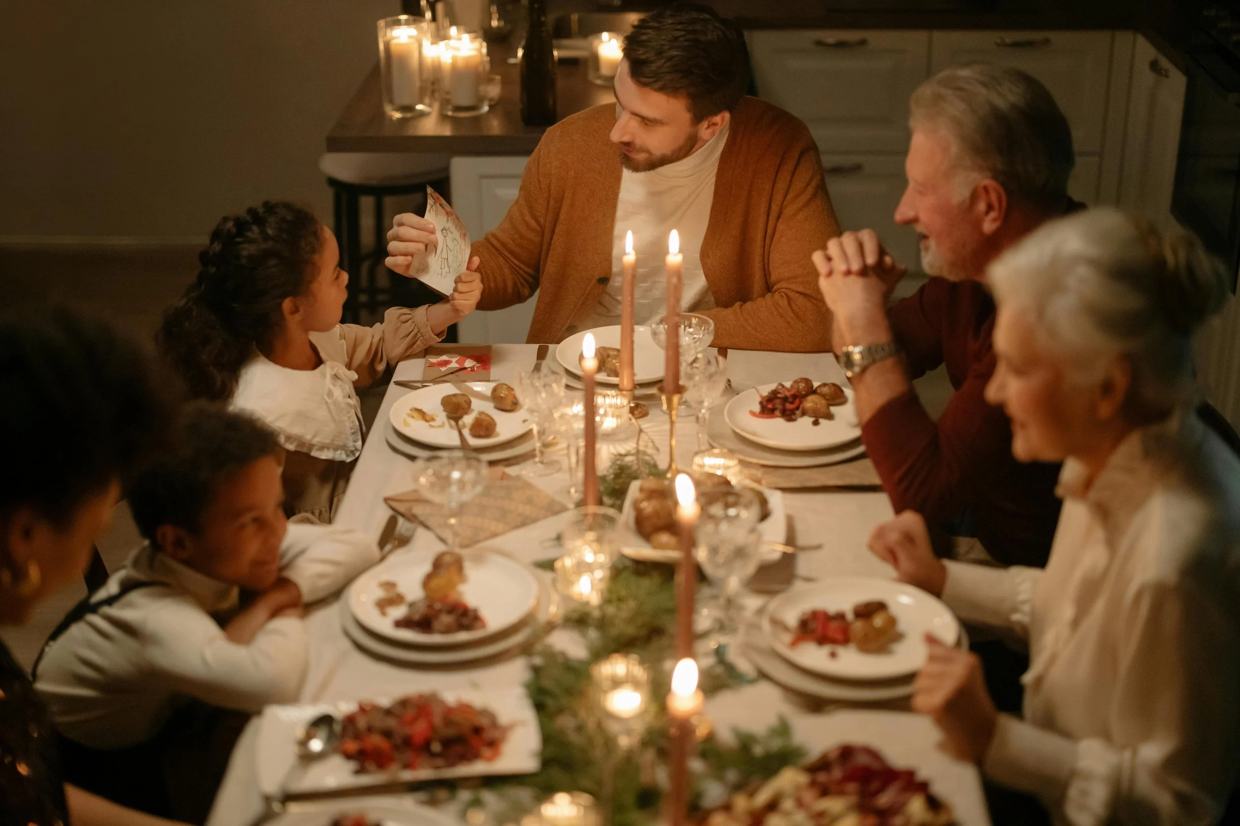 How to Manage Family Dynamics During the Holidays