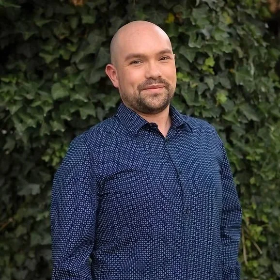Bio Pic of Carlos Moreno