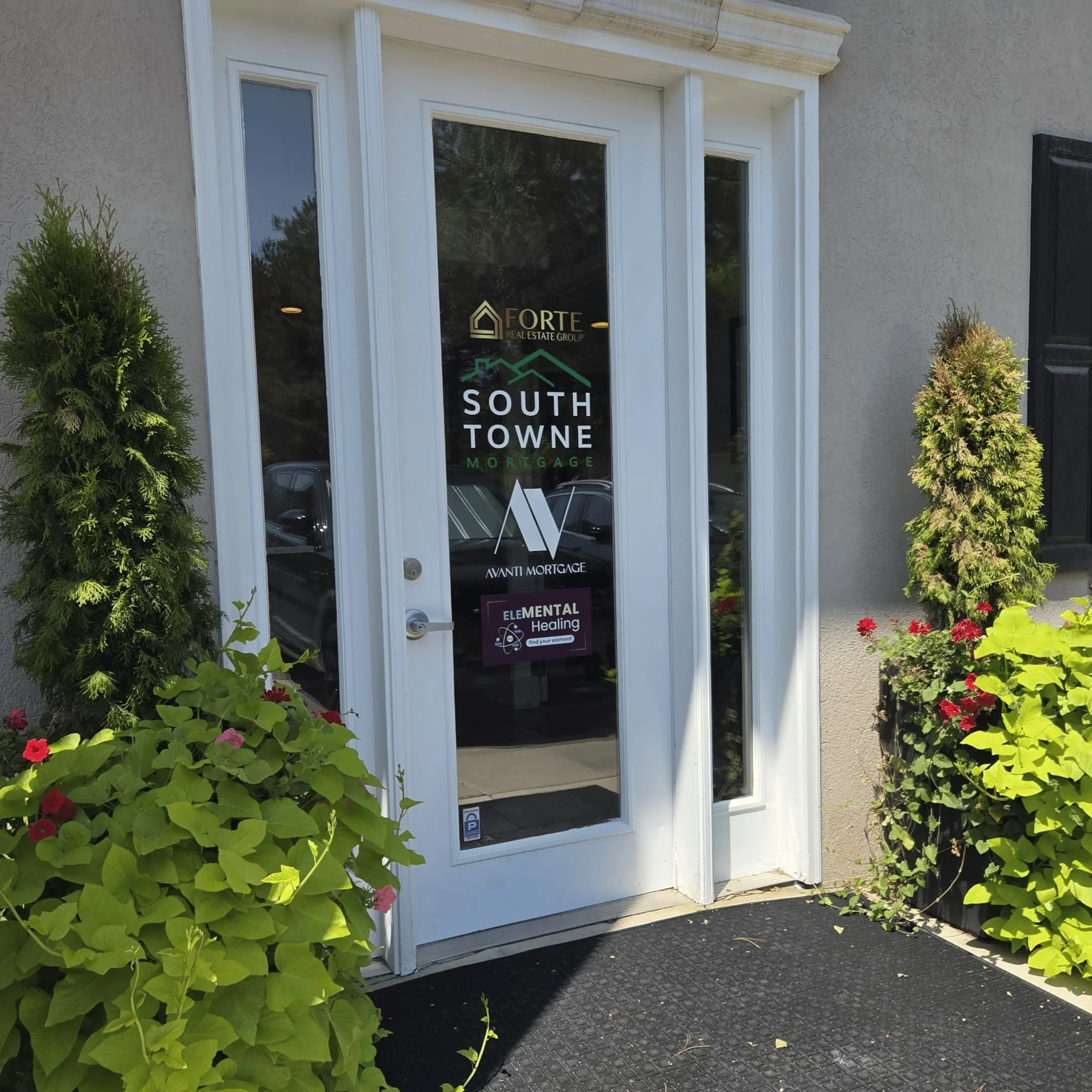 Front+Door+-+Best_compressed (1).jpg