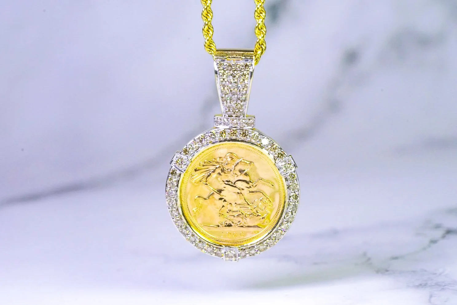 Sov Pendant-2.jpg