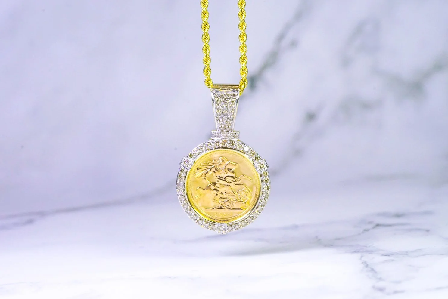 Sov Pendant-4.jpg