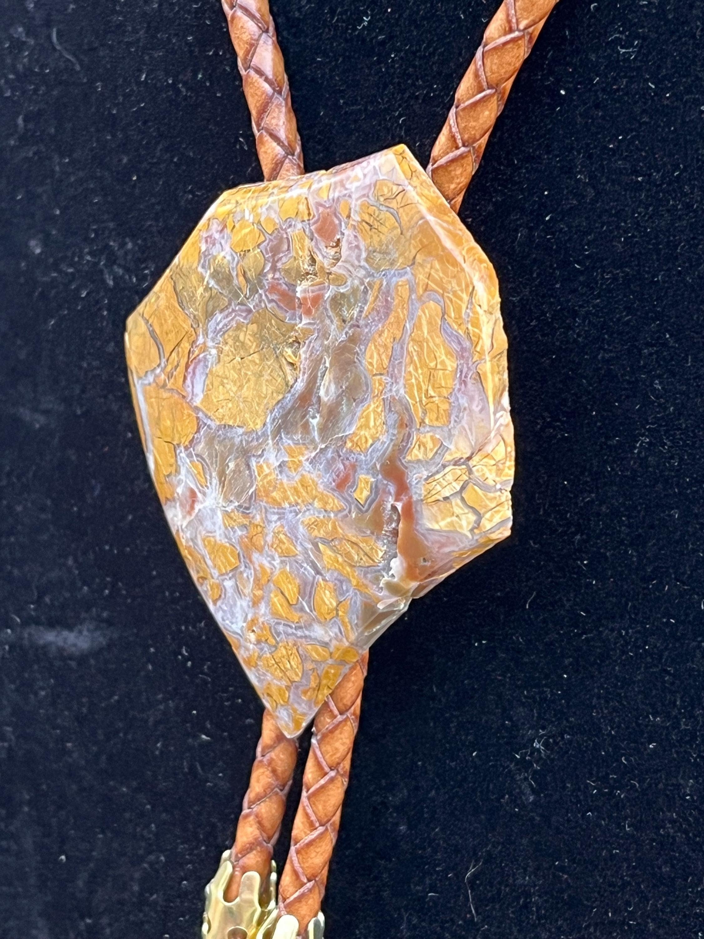 https://i.etsystatic.com/48038587/r/il/fb6961/6408841233/il_fullxfull.6408841233_drn8.jpg