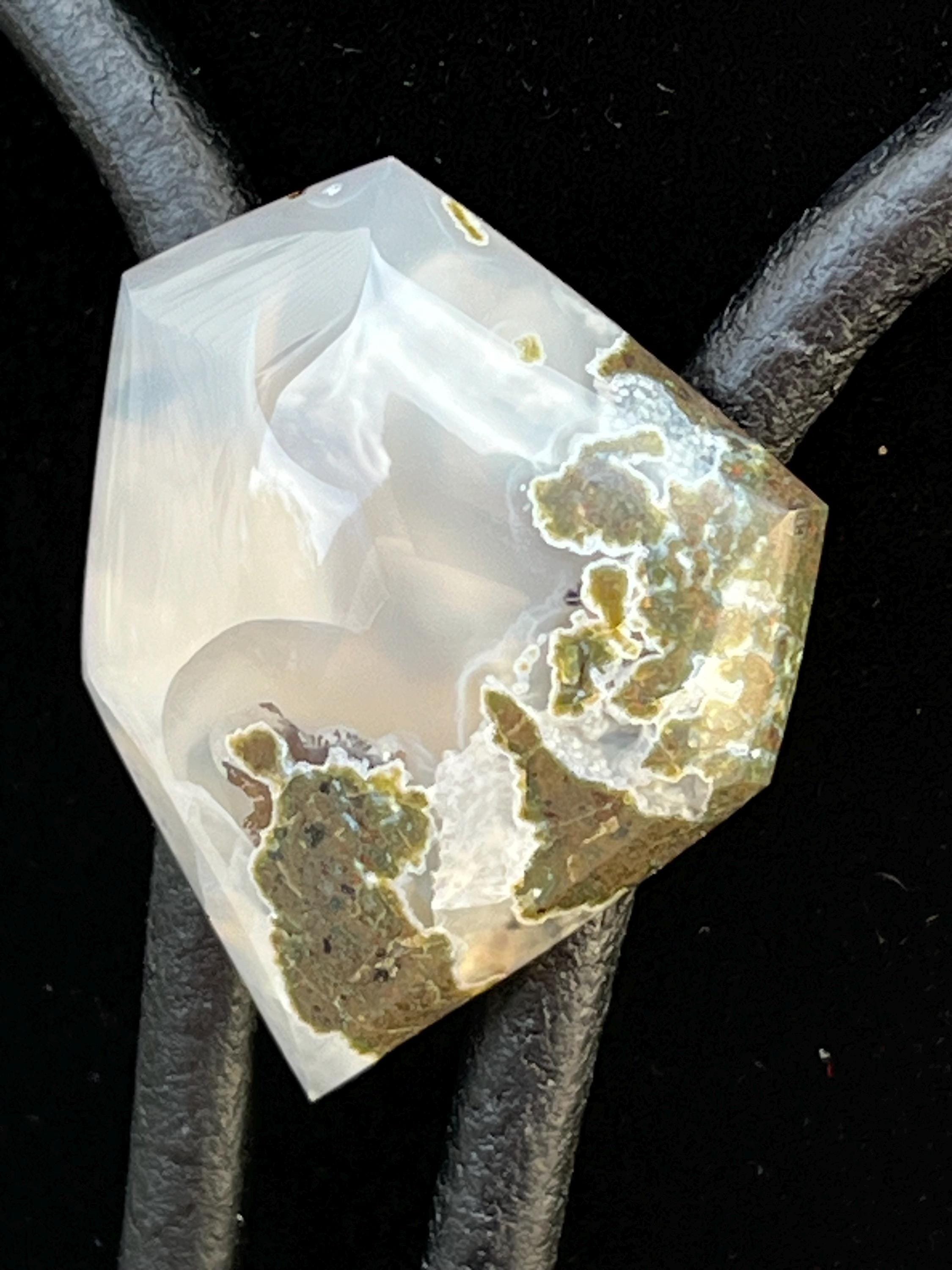 https://i.etsystatic.com/48038587/r/il/a1658f/6500848753/il_fullxfull.6500848753_eczh.jpg