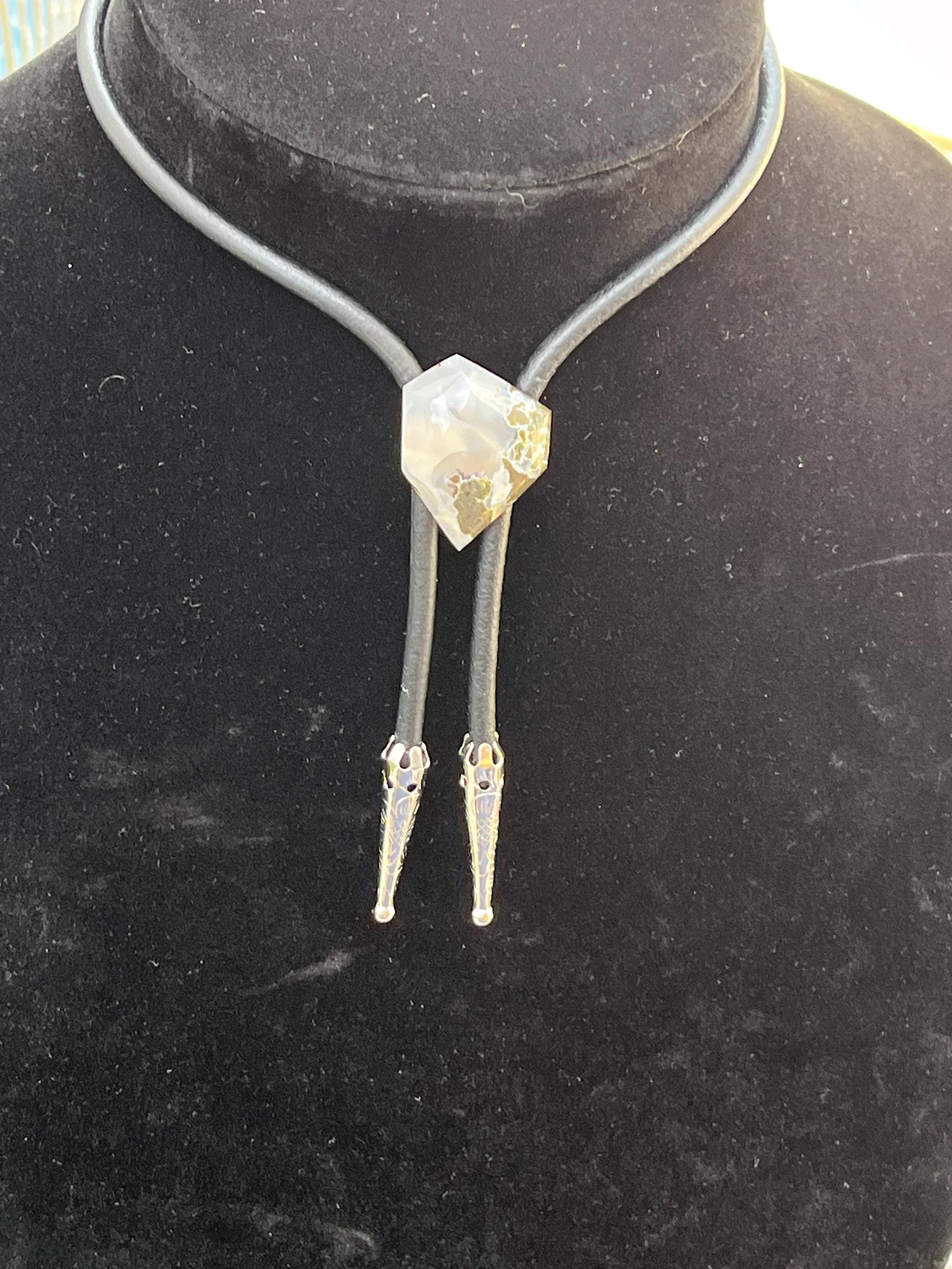 https://i.etsystatic.com/48038587/r/il/9a8b0d/6452746184/il_fullxfull.6452746184_8z7a.jpg