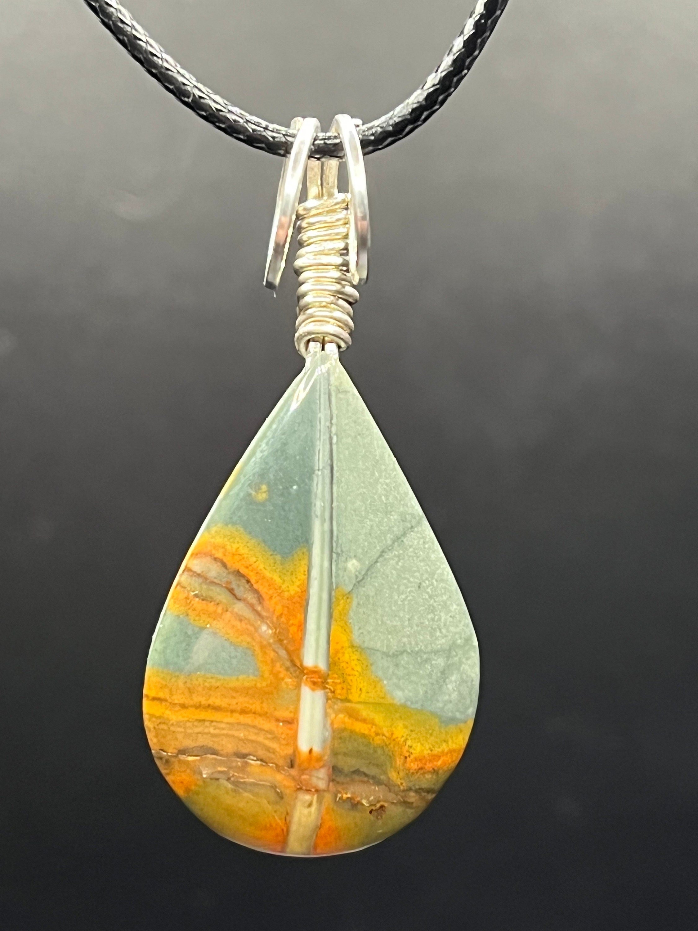 https://i.etsystatic.com/48038587/r/il/6a97f0/6049180269/il_fullxfull.6049180269_hr3b.jpg