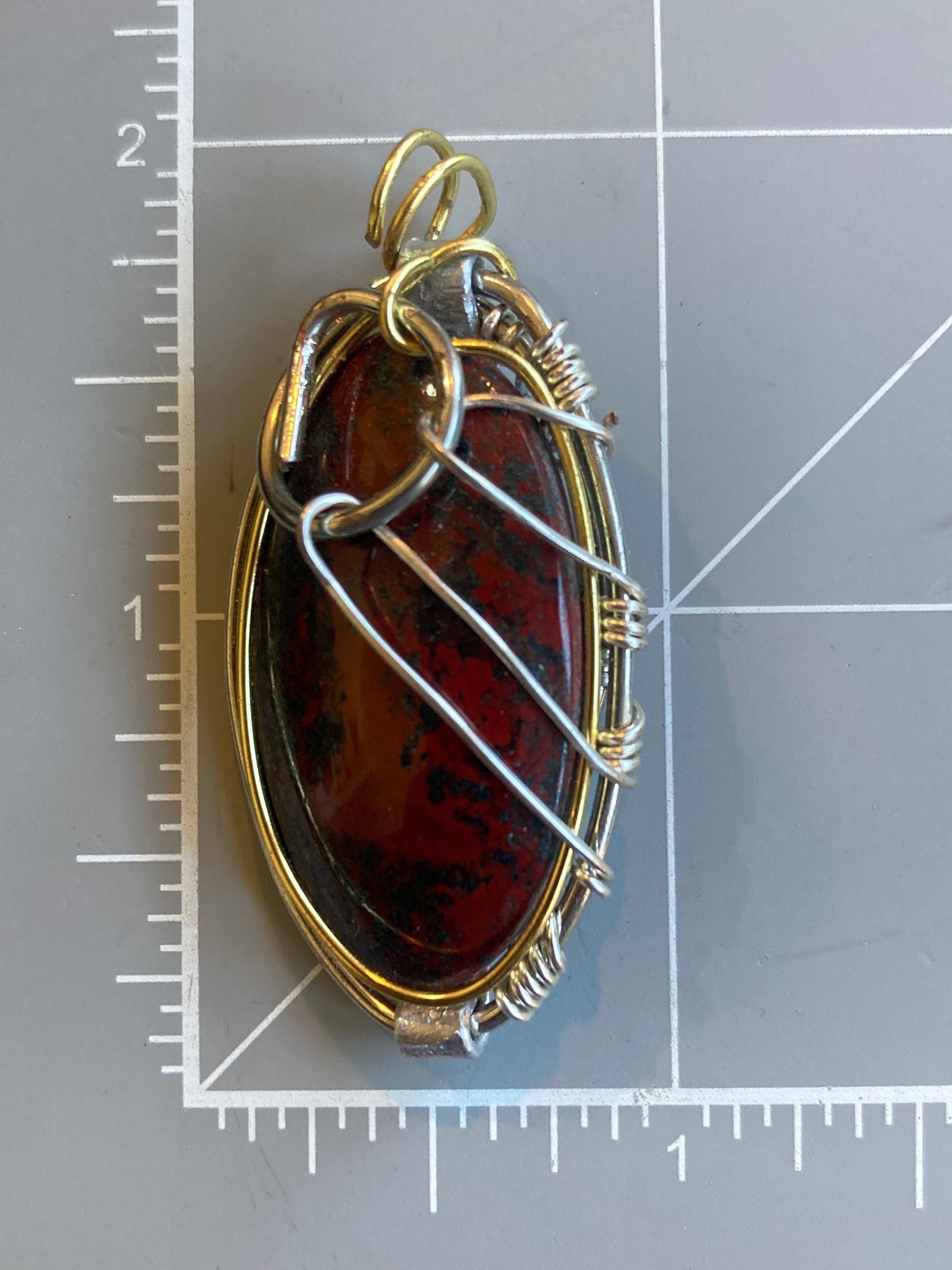 https://i.etsystatic.com/48038587/r/il/7217a1/5532456127/il_fullxfull.5532456127_hr3m.jpg