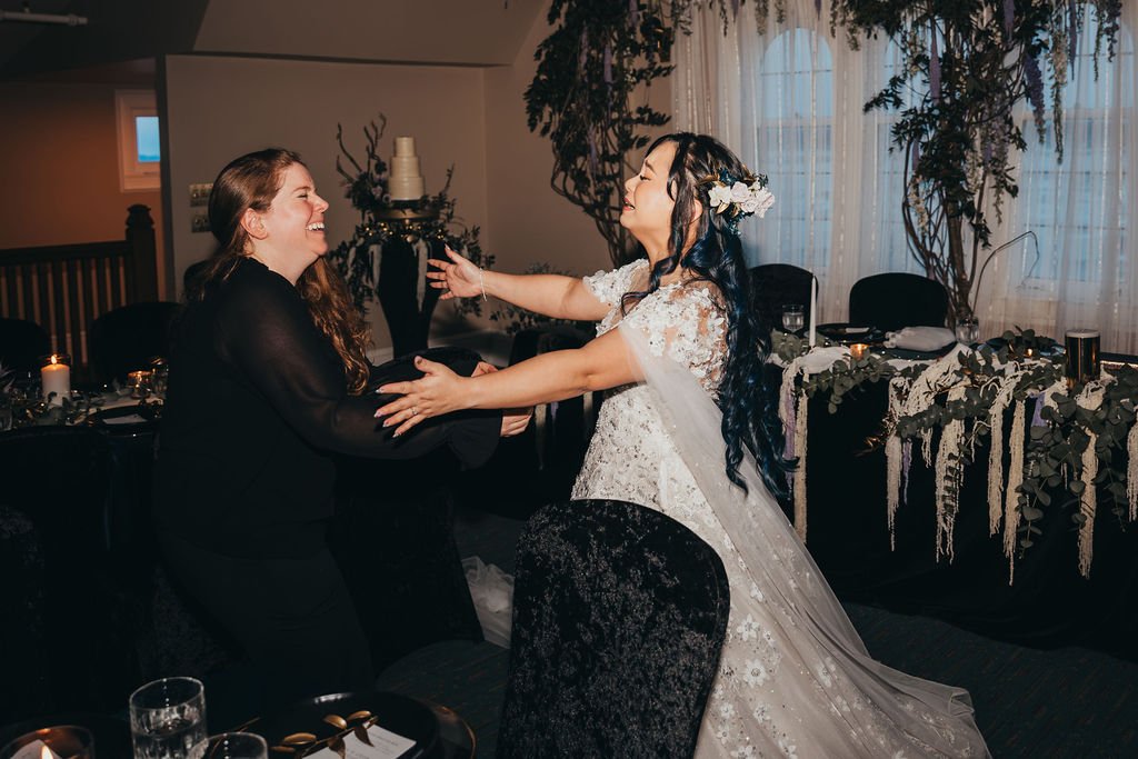 Nicole&Phil_TheReveal_014.jpg