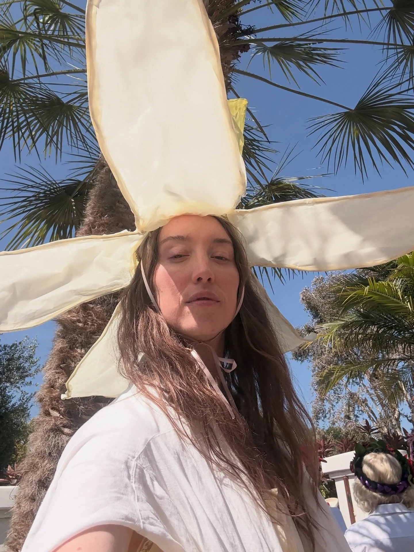 Perhaps the best gift of being tall has been giving myself permission to take up SPACE. 

When I was a teenager I didn&rsquo;t love being tall. I wanted to fit in &mdash; all the girls in the movies stood on tip toes to kiss the boys. 

Across histor