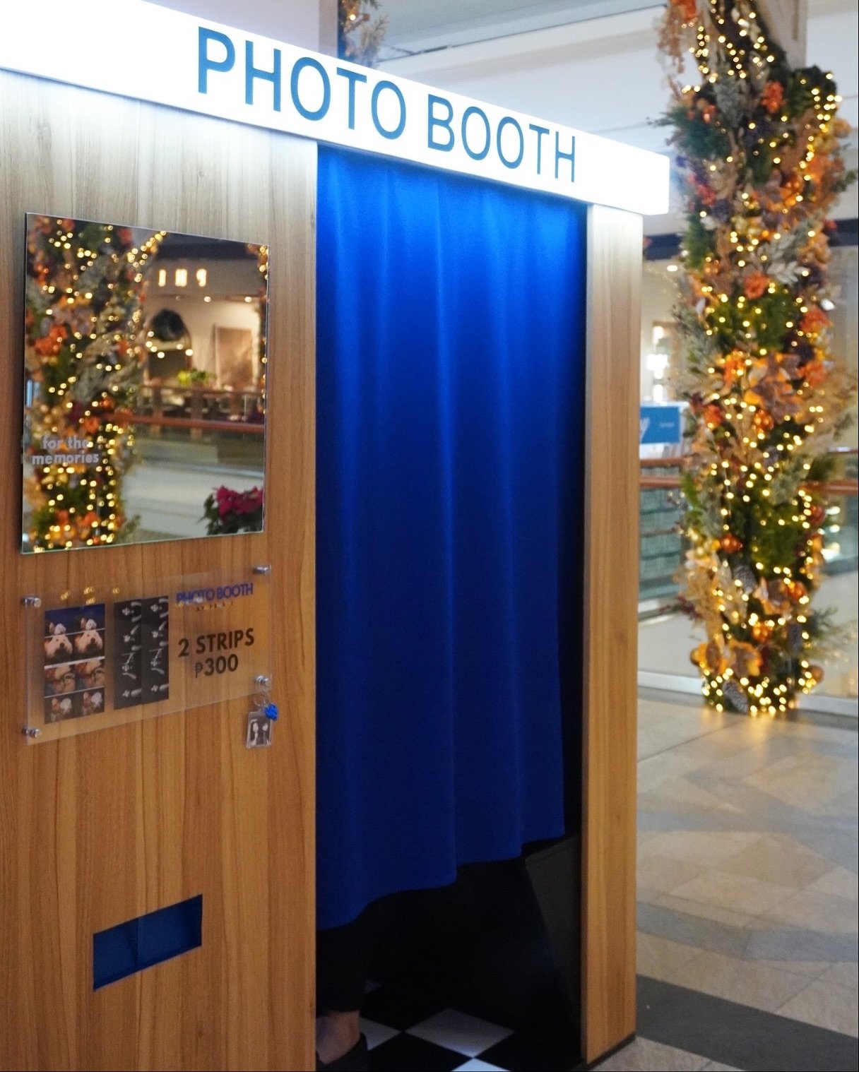 Holiday season in Power Plant Mall &gt;&gt;&gt;

📍 R3 Level, Power Plant Mall, Makati