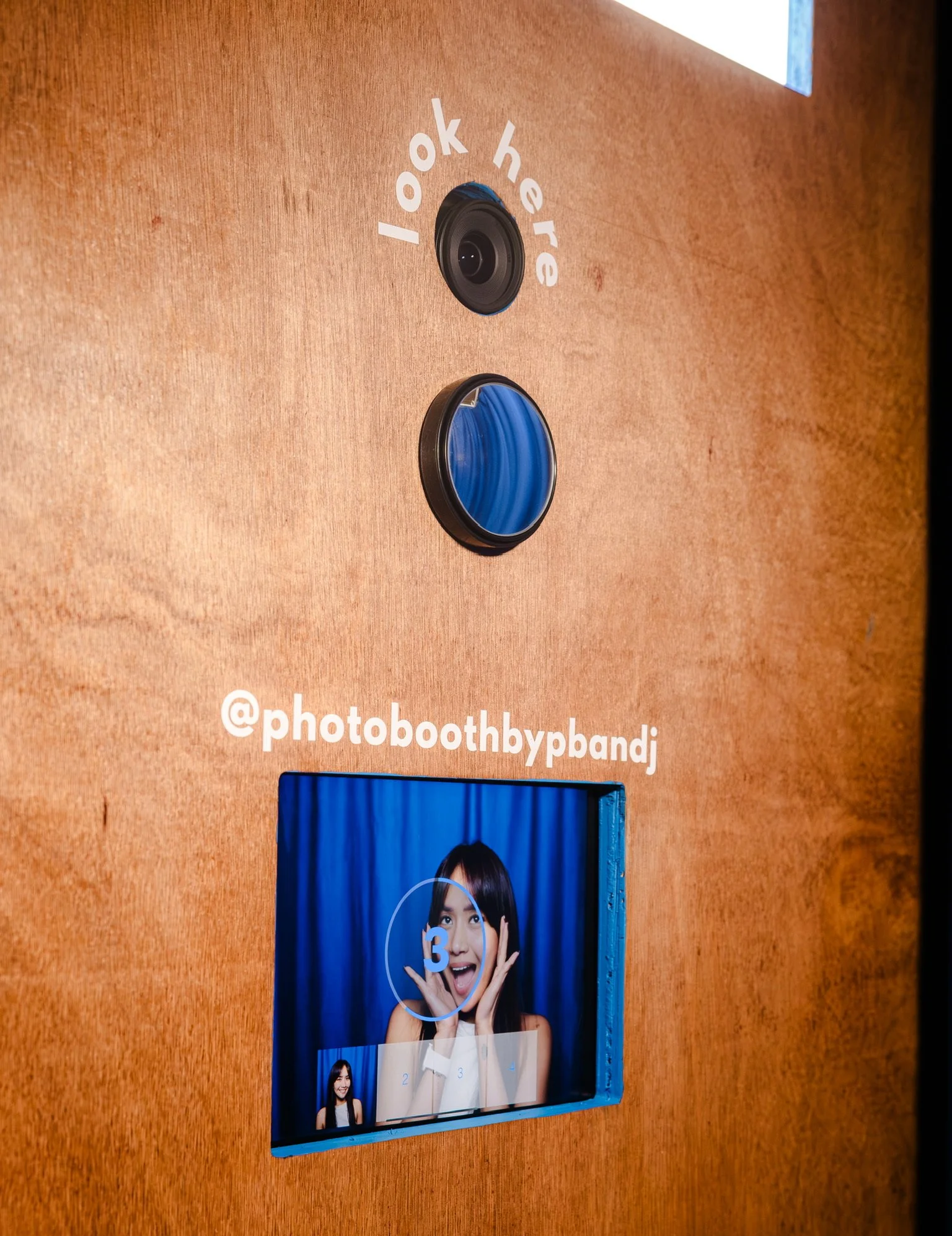 PHOTOBOOTH+BY+PB%26J0261.png