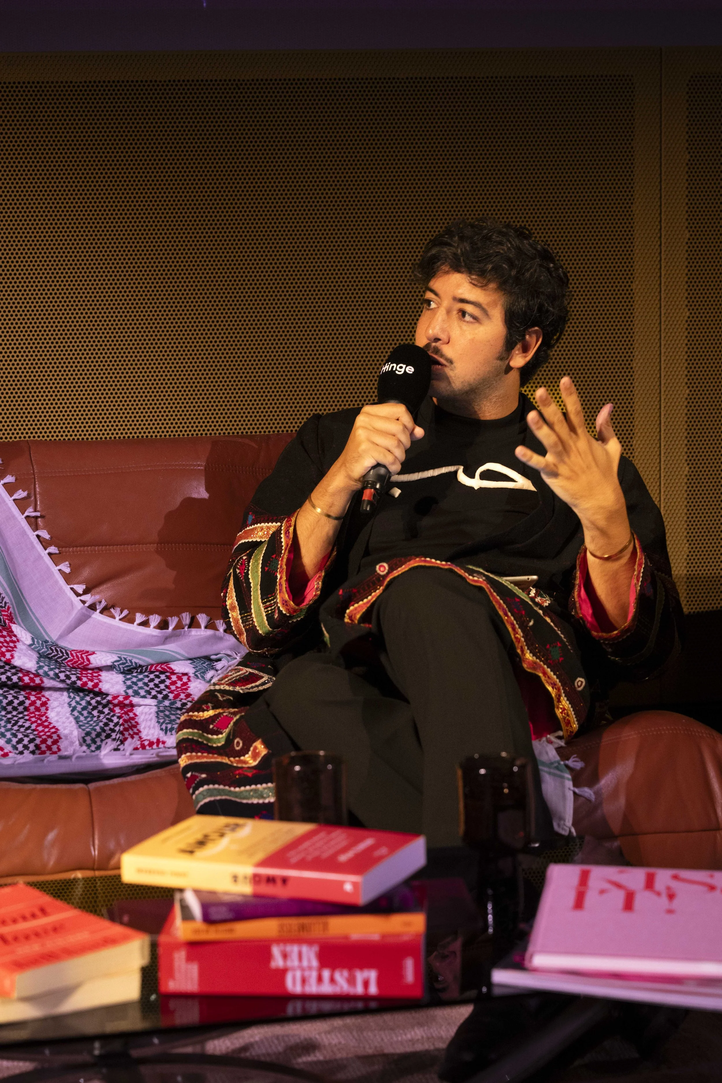 Jamal Ouazzani - Sofa Crédits ©LauraLafonCadilhac.JPEG