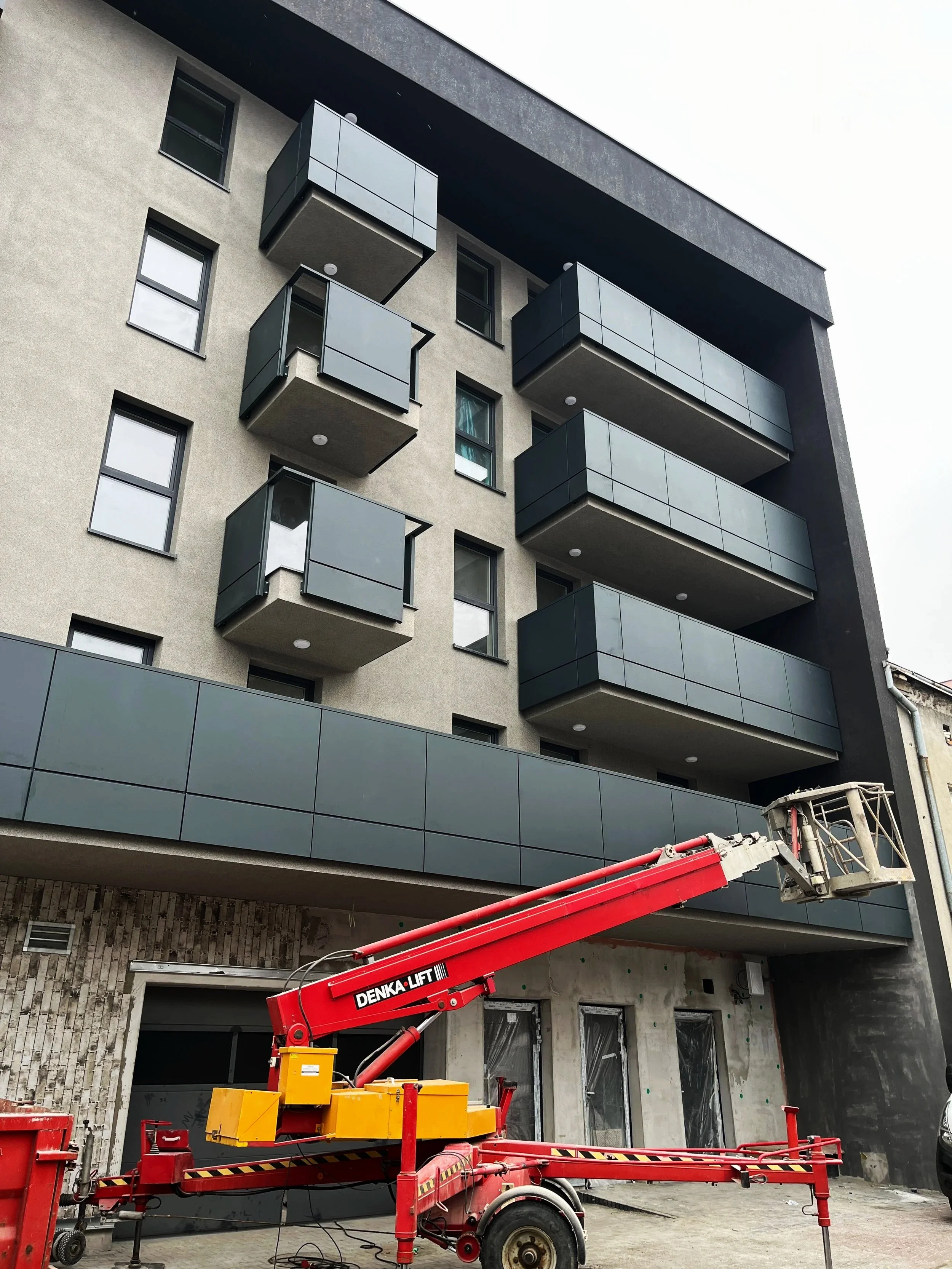 Wynajem zwyżek na doby