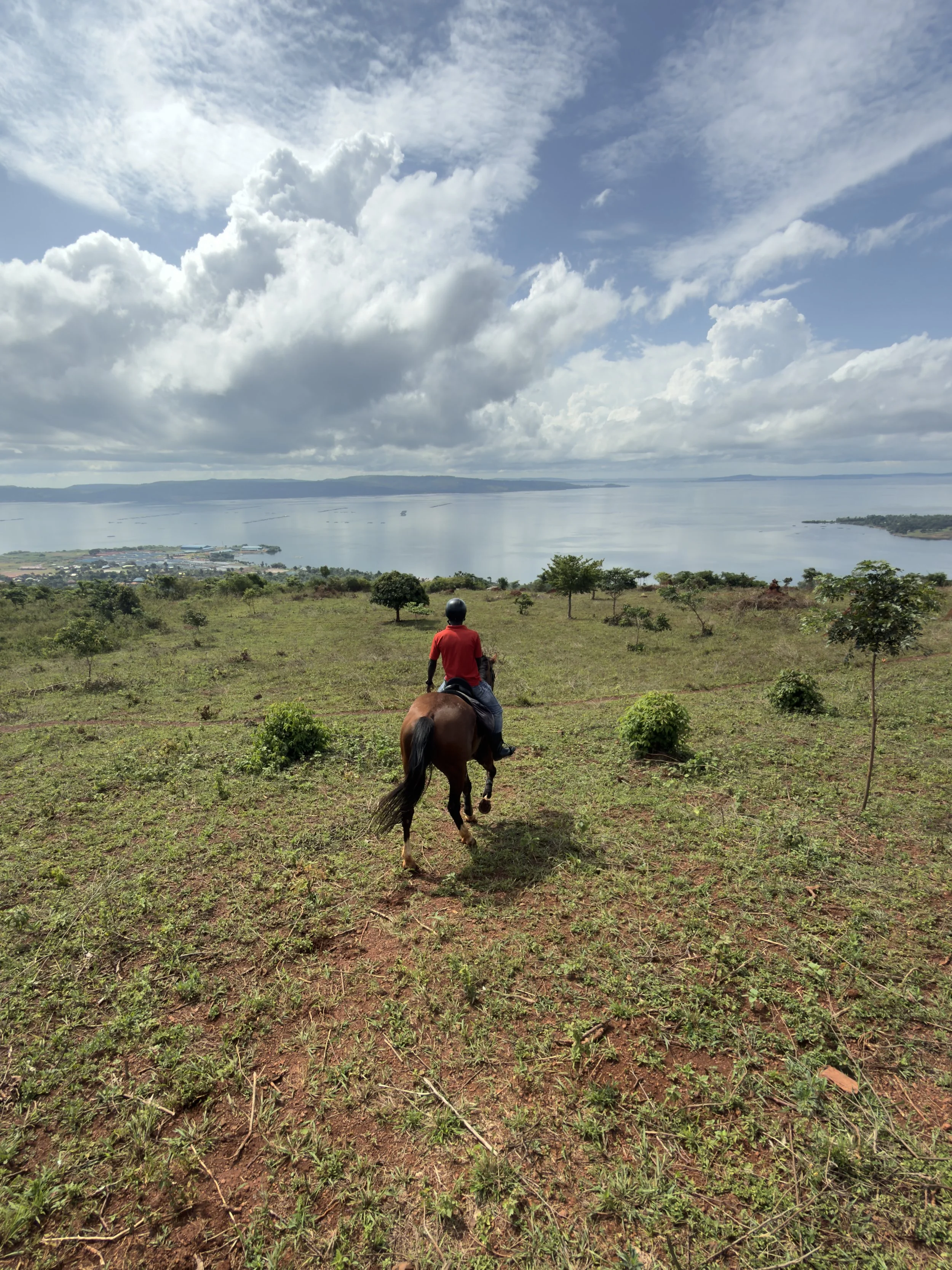 Uganda Ride the river Nile Horse Safari Riding Muse