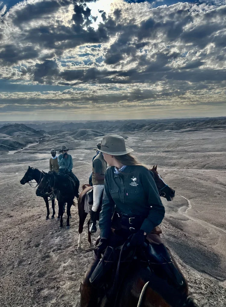 15_Adventure_Namibia_ RidingMuse_Gallery_IMG_4795.jpeg.webp