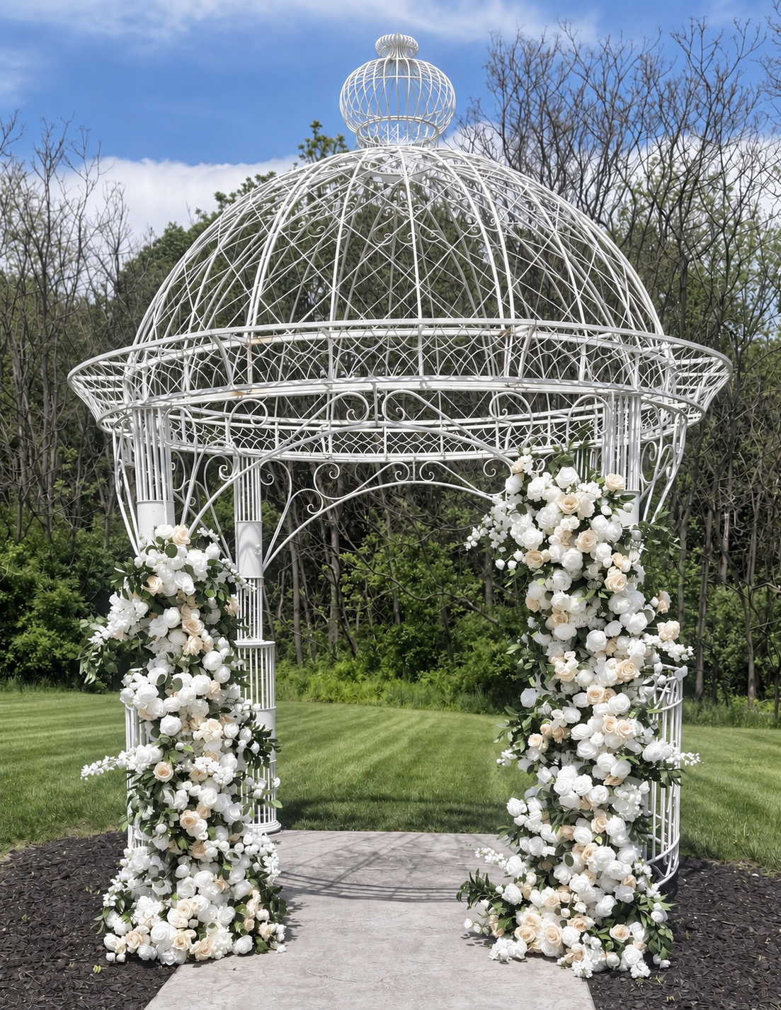 wHITE ROSE ARCHES WITH POPS OF CHAMPAGNE