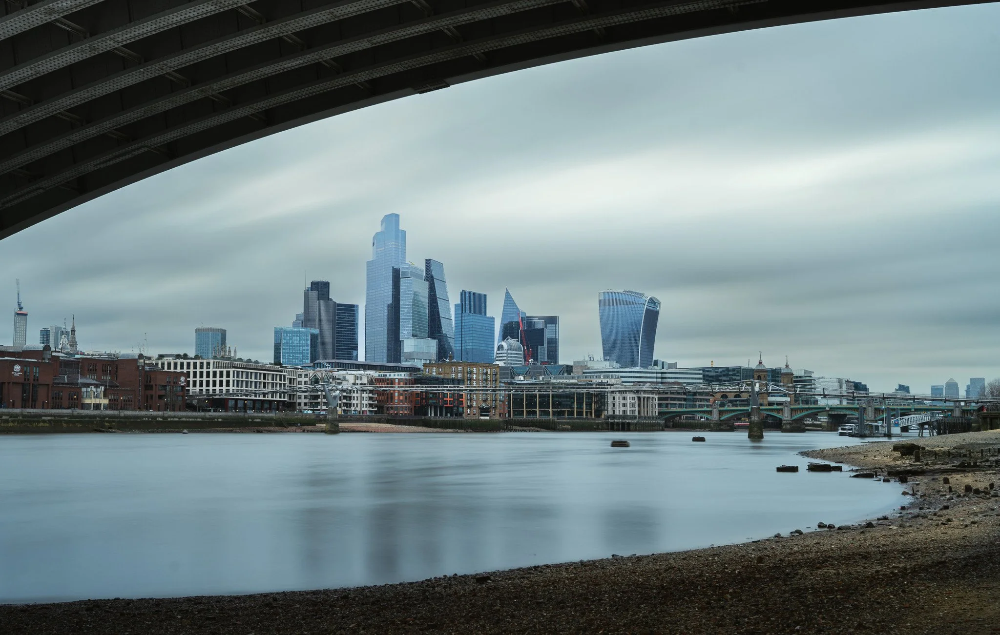 City  
 show thumbnails 