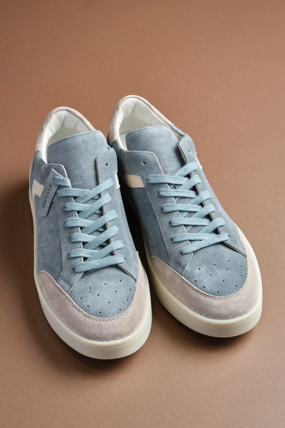 18. Bluegray and Beige suede sneaker