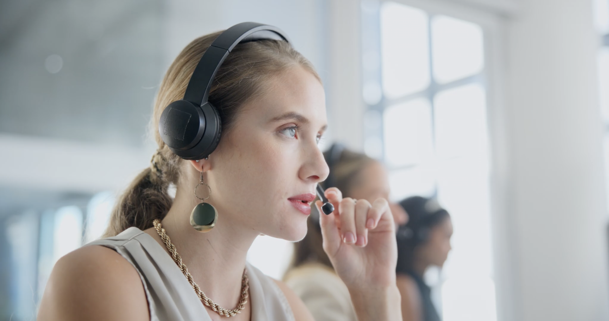 Contact Video Fallback Image - 4DWG.png