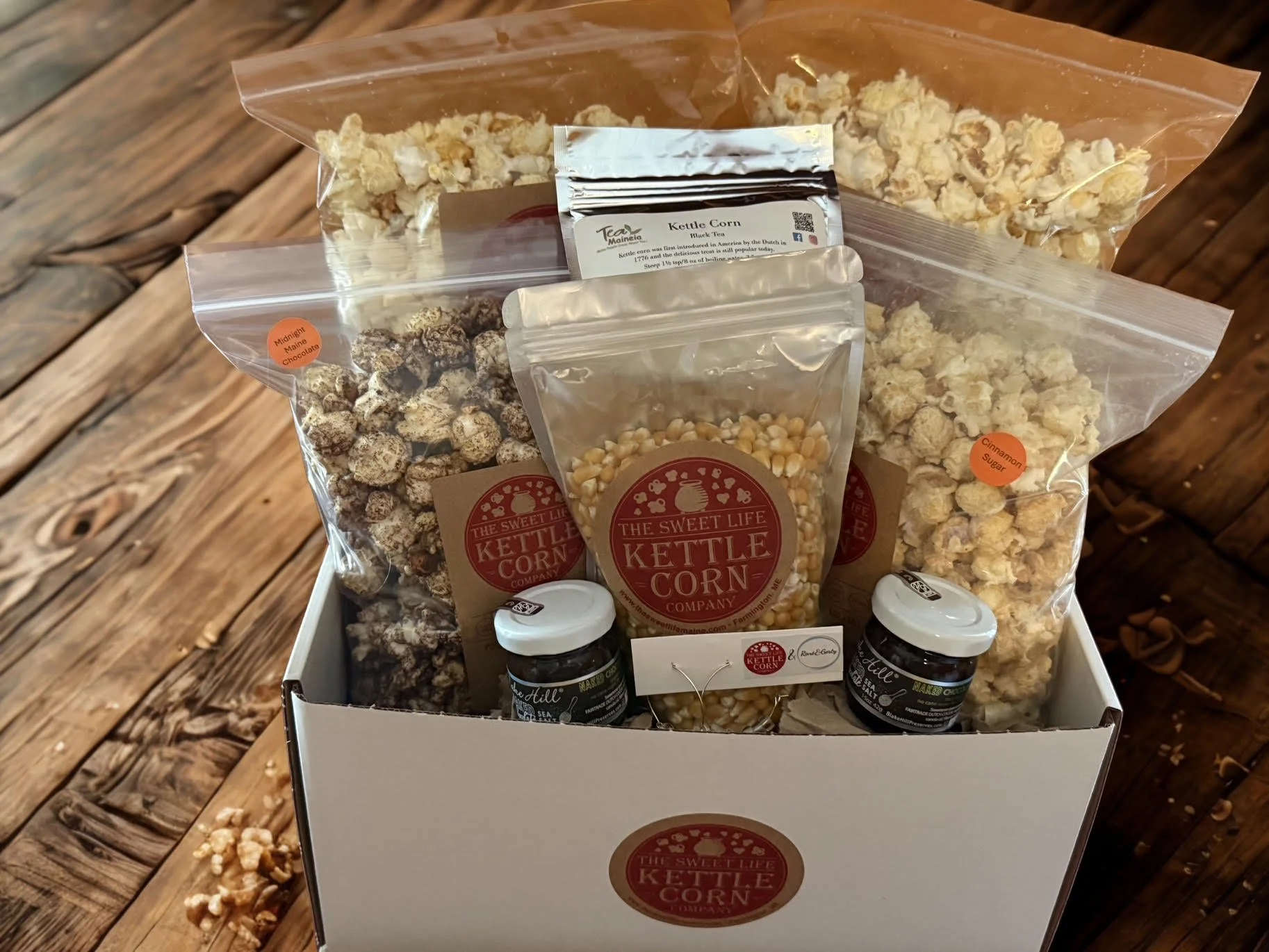 popcorn box.jpg