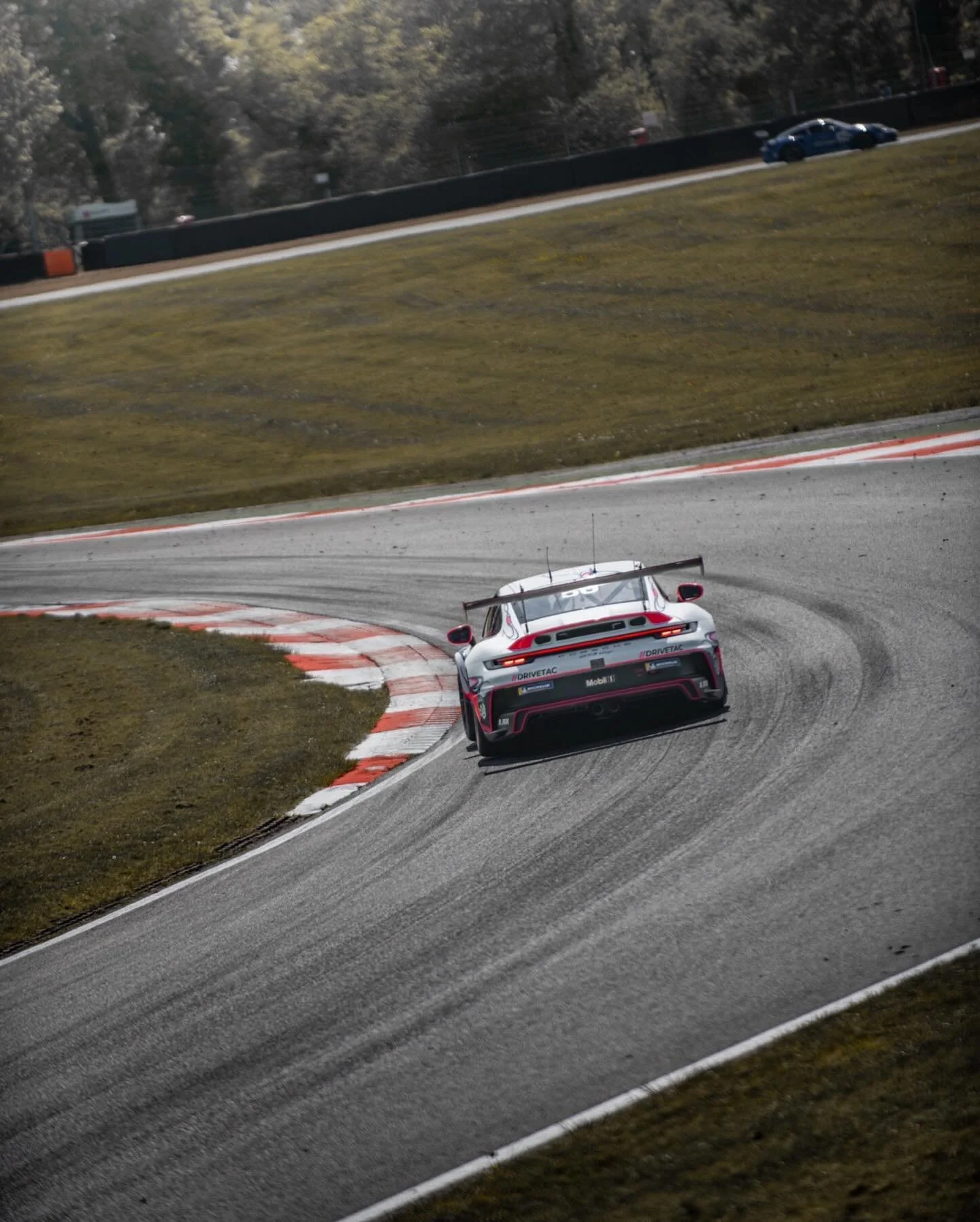 @porsche_gb Carerra Cup Great Britain 👏🏻

These cars look incredible and sound even better than they look!

The grid provided a great source of action over the weekend, with no shortage of hard racing!

&mdash;&mdash;&mdash;&mdash;&mdash;&mdash;&md
