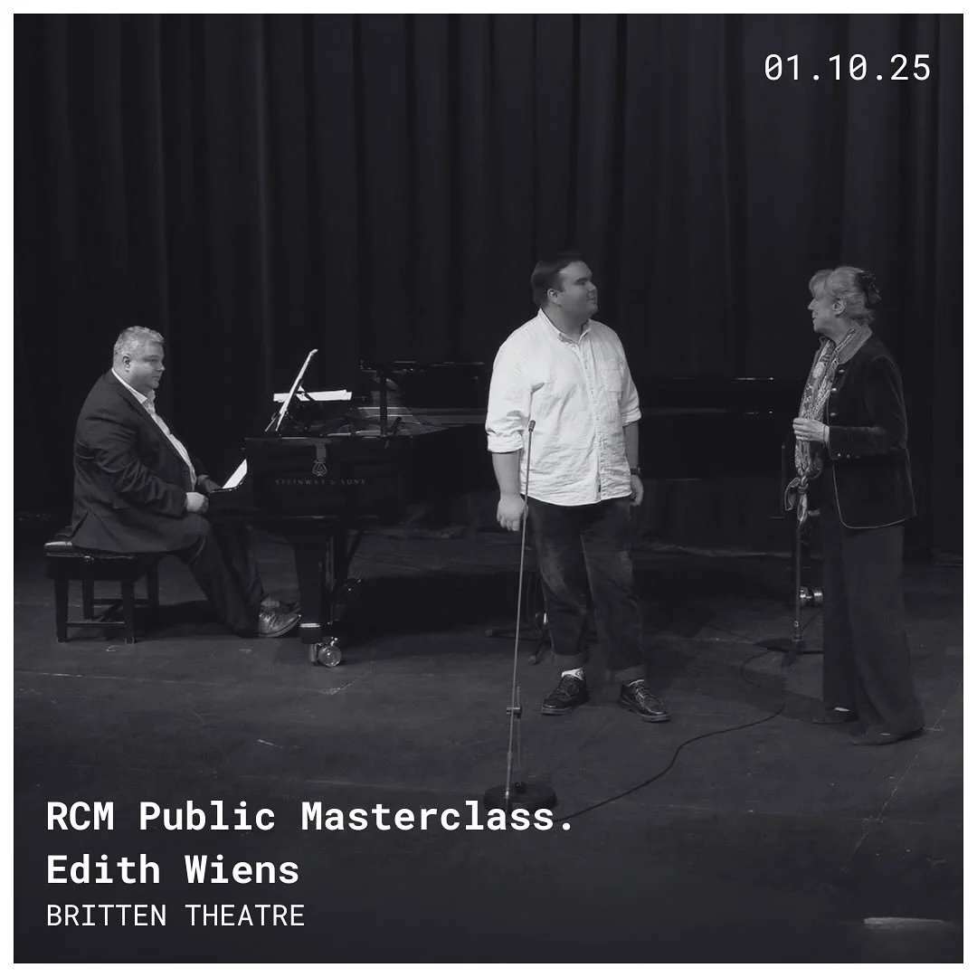 I was very lucky to take part in a public masterclass at the Royal College of Music with Edith Wiens a few weeks ago. I was asked at the last minute (hence the slightly crumpled shirt) and had a wonderful opportunity to learn from her vast insight an
