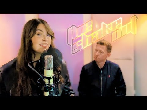 The Shake Out, Acoustic trio - Dreams/Don't know why