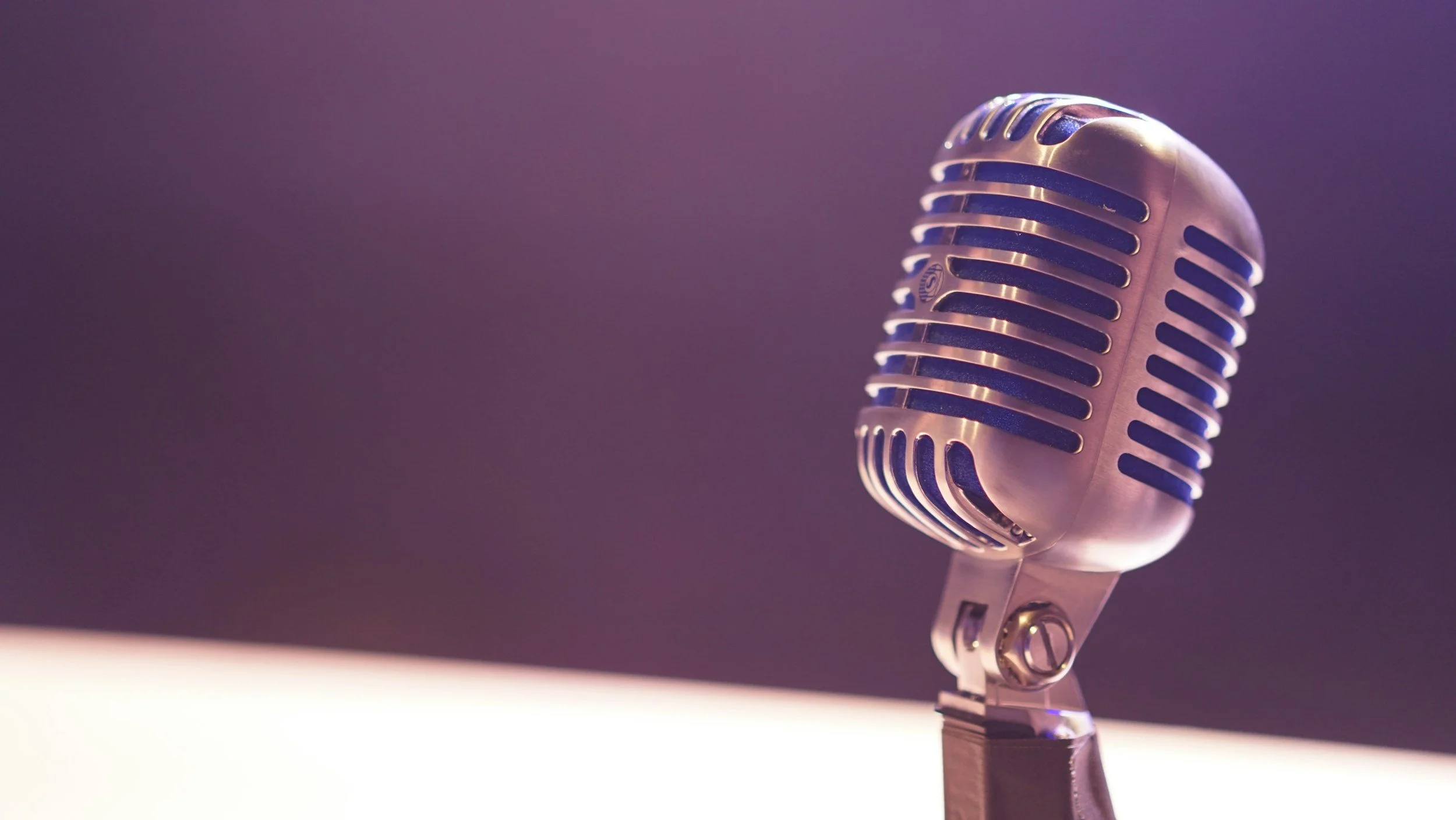 Image of podcast microphone