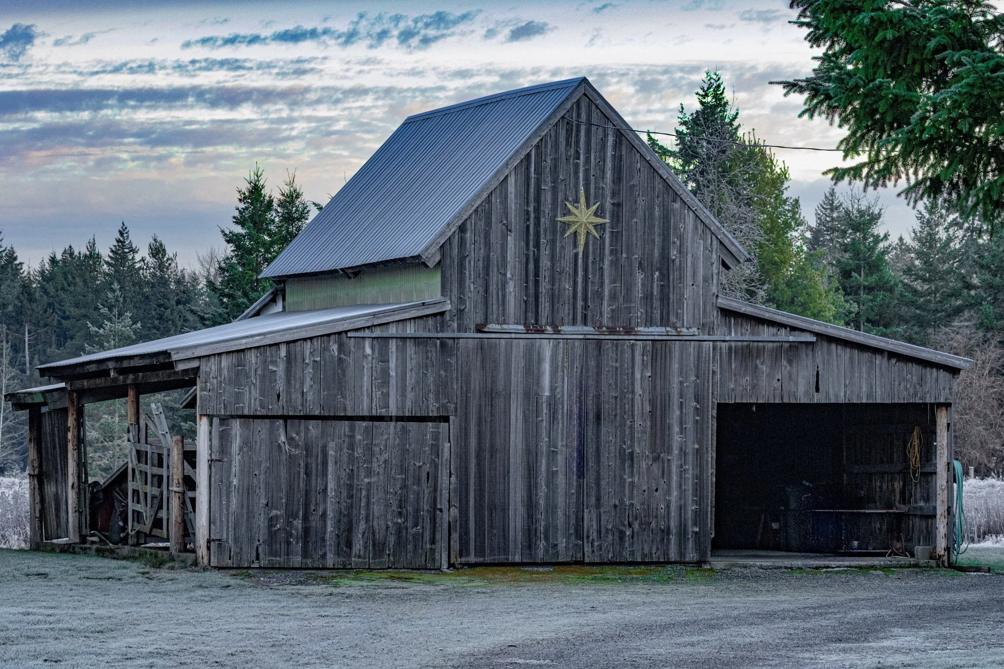 Barn in Frosty Morning