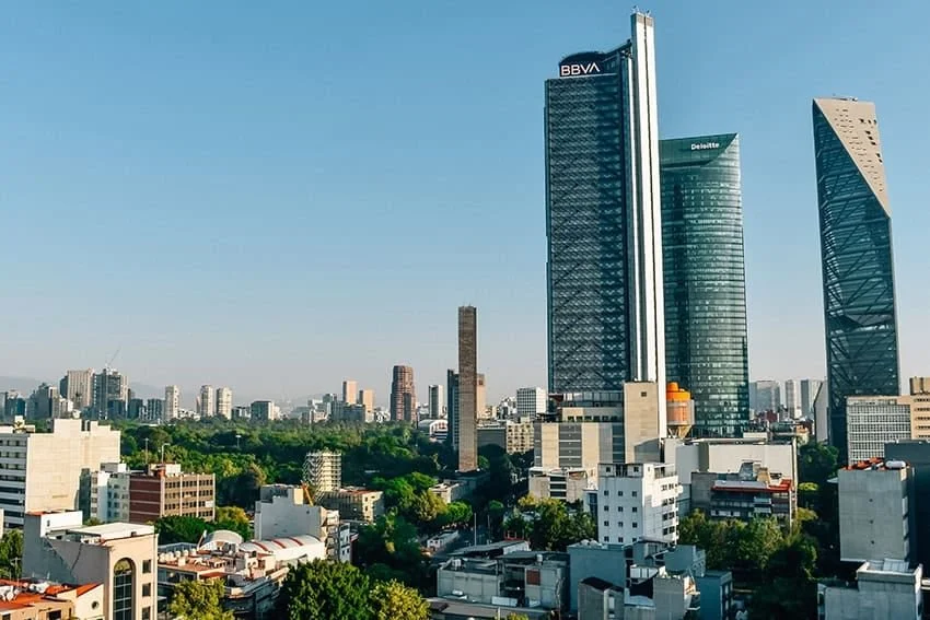 Bank of Mexico Cuts Growth.