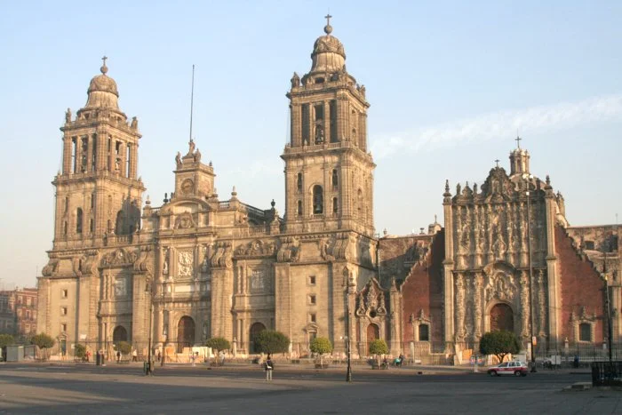 The Archdiocese of Mexico is calling. 