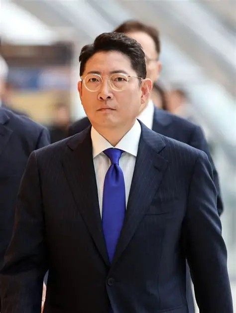 The Rise Of The Shipping Tycoon.