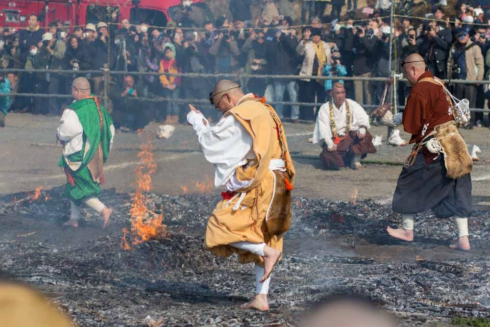 Mount Takao Fire-Walking Festival (Hiwatari-sai).
