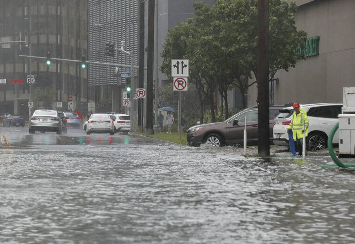 Kona Storm Increases Storm The Land.