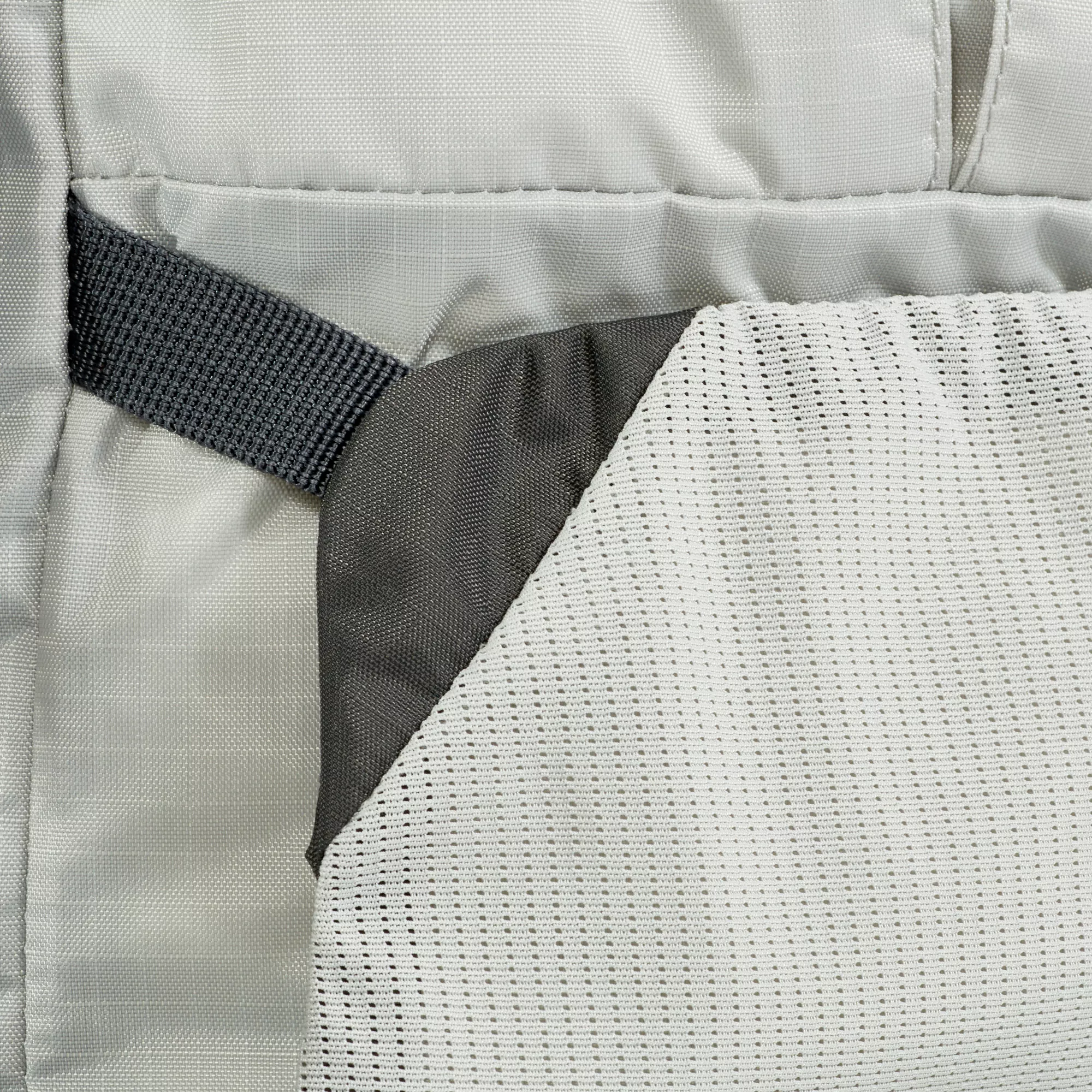 mesh pocket.png