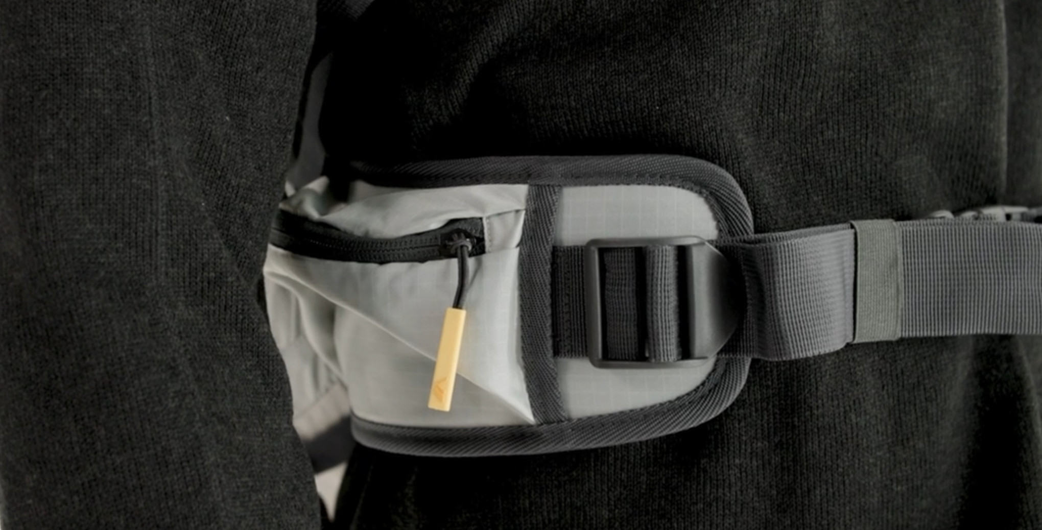 hip belt.png