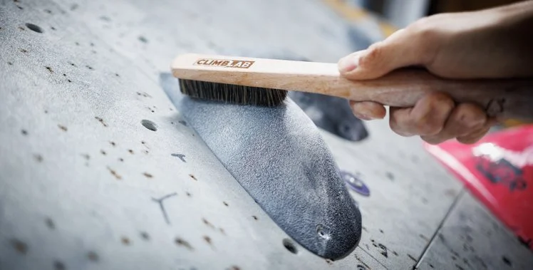 Brushes for climbing gym