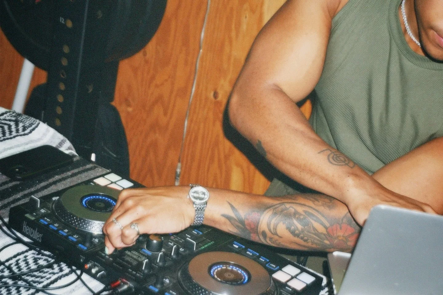 All the Whey up 

Music. Connection. Dancing 

 #dance #connection #allthewheyup #music #newbrew #losangeles #silverlake #echopark #thingstodo #thingstodola