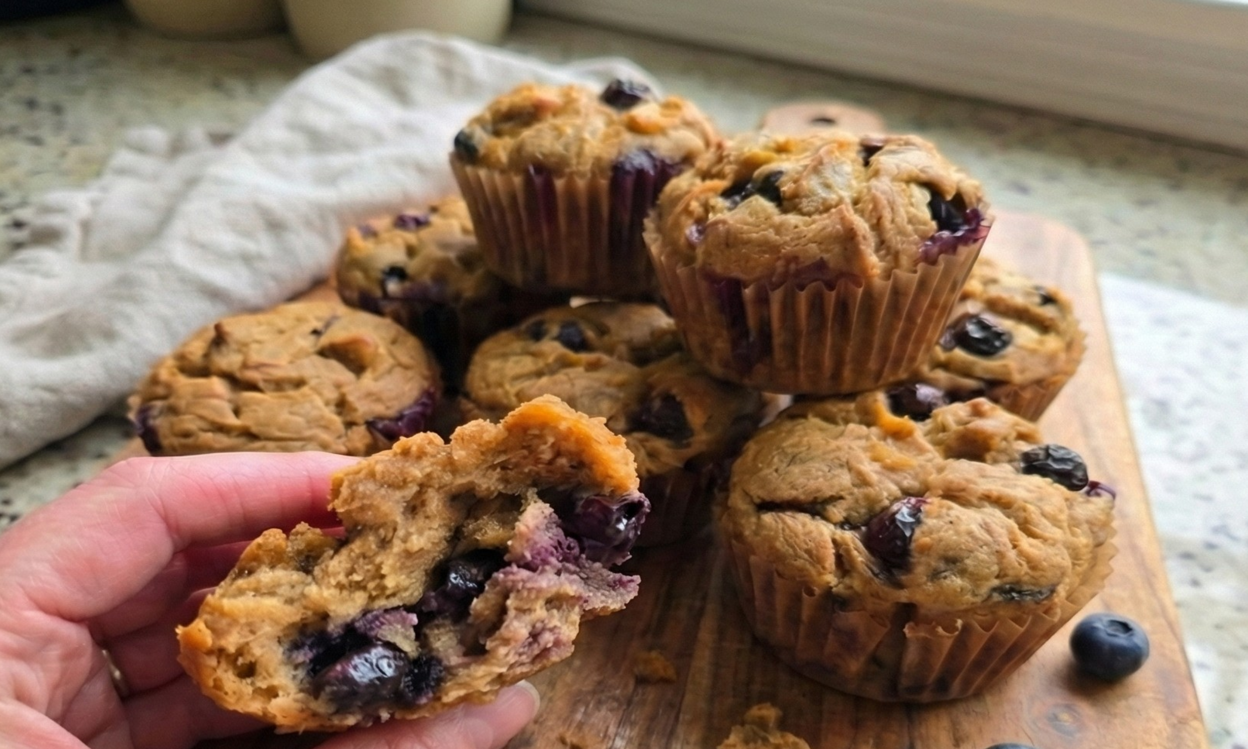 Viral 4-Ingredient Banana Blueberry Muffins (Minimalist + Gluten-Free)