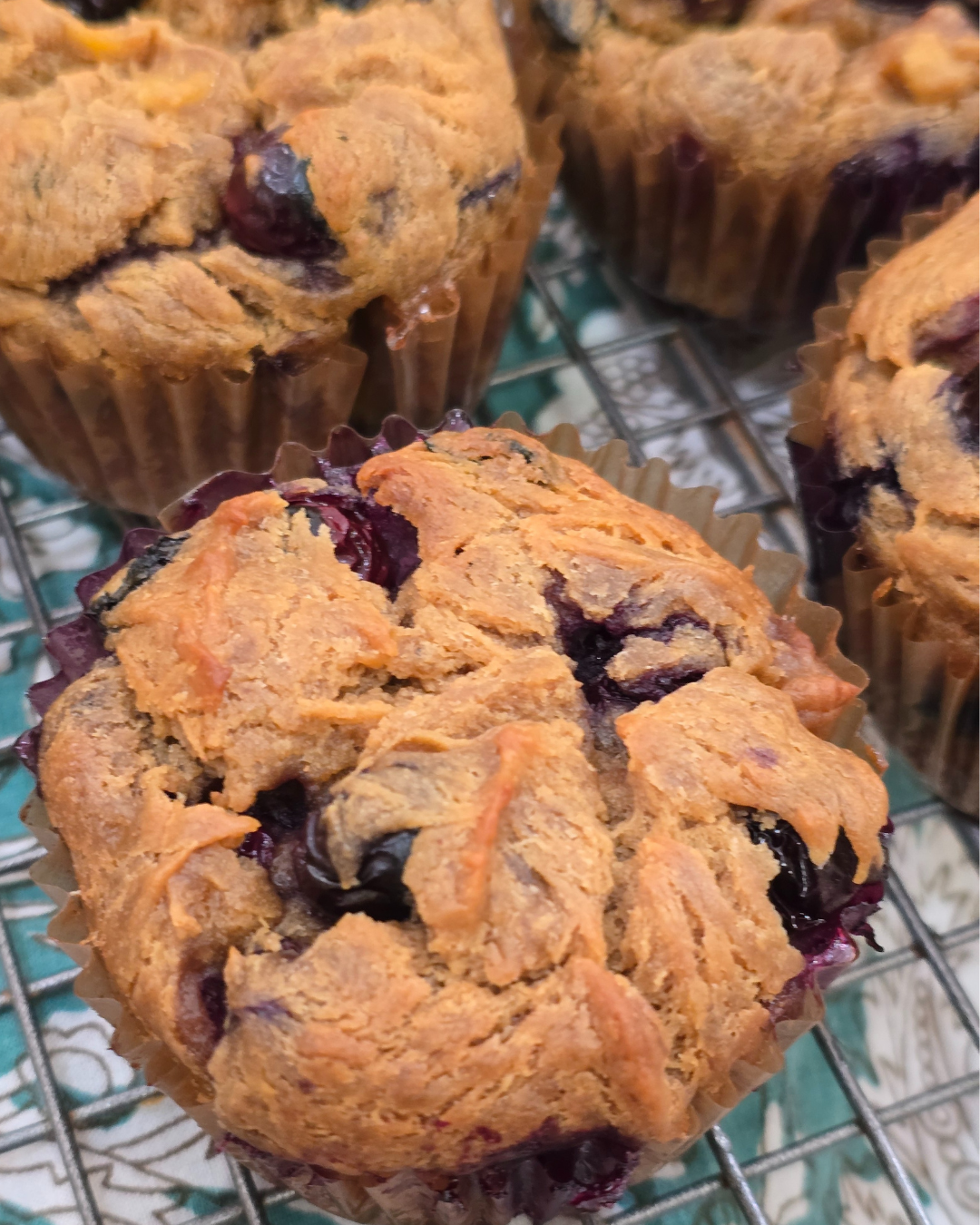 Viral 4-Ingredient Banana Blueberry Muffins (Gluten-Free)