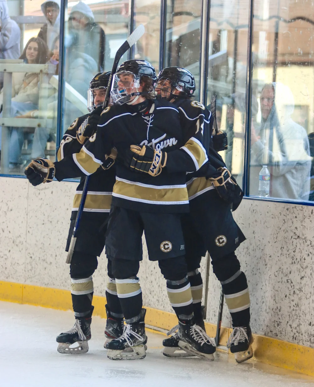 Hockey celebration — Maia Dusseldorp