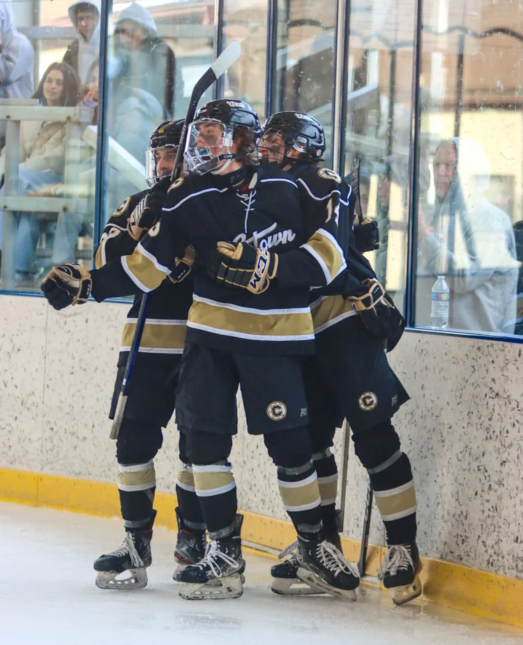 Hockey celebration — Maia Dusseldorp